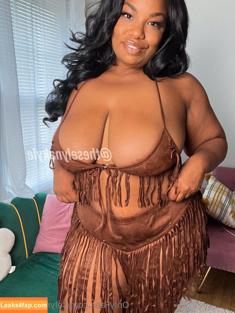 selynakylexoxo /  leaked photo photo #0200