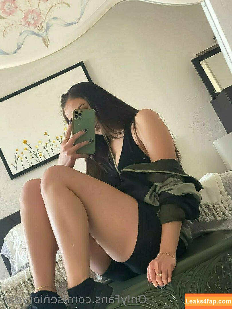 senioryear / Alexis / senioryearnetflix leaked photo photo #0080