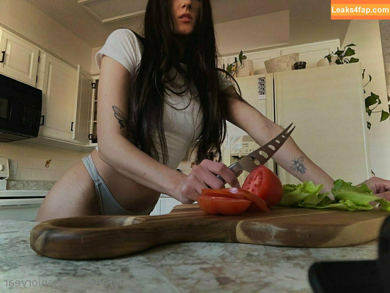 senioryear / Alexis / senioryearnetflix leaked photo photo #0183