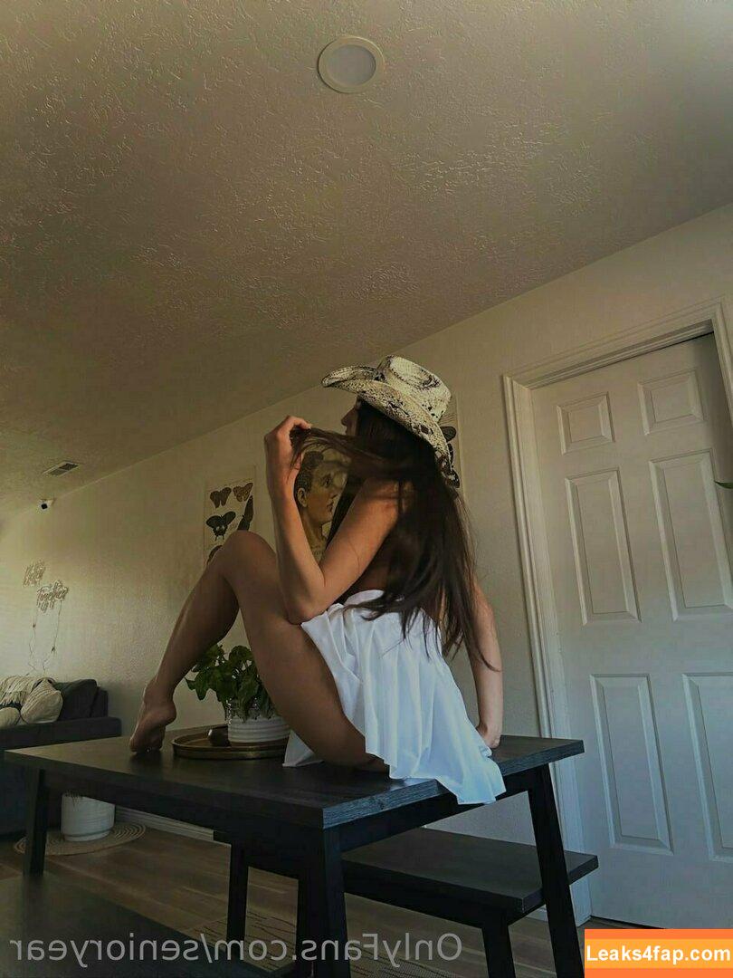 senioryear / Alexis / senioryearnetflix leaked photo photo #0261