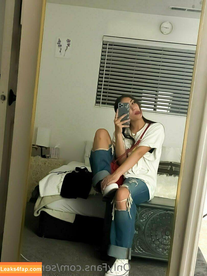 senioryear / Alexis / senioryearnetflix leaked photo photo #0273