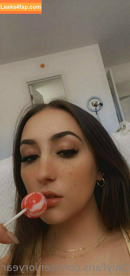 senioryear / Alexis / senioryearnetflix слитое фото фото #0275