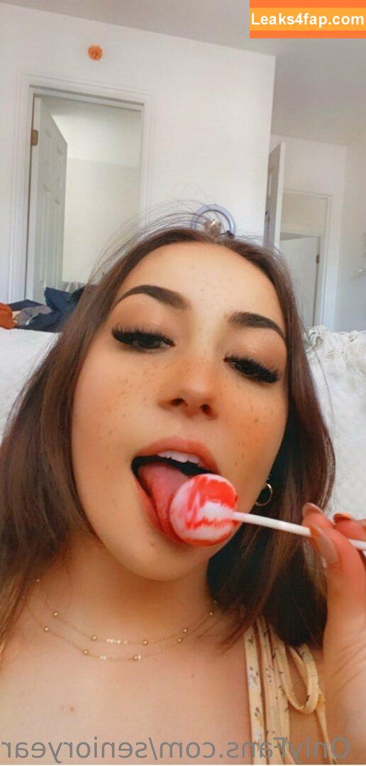 senioryear / Alexis / senioryearnetflix leaked photo photo #0310