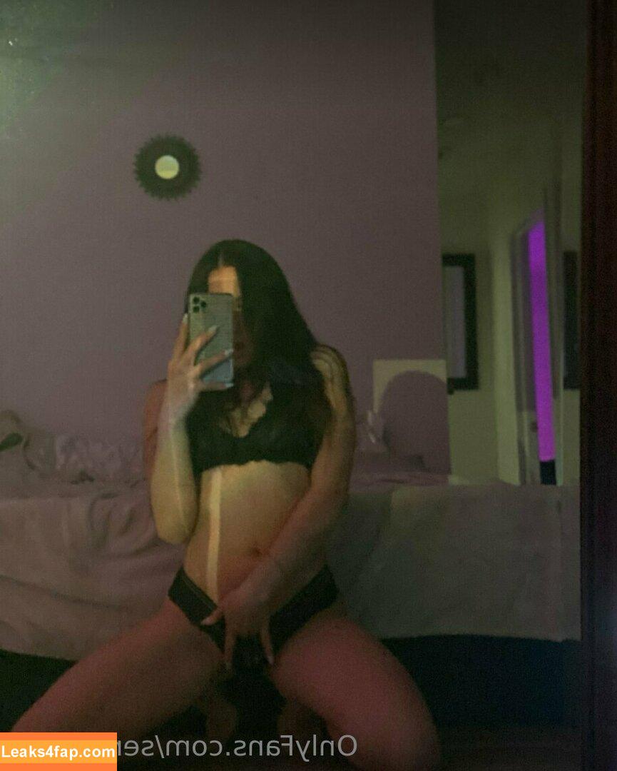 senioryear / Alexis / senioryearnetflix leaked photo photo #0326