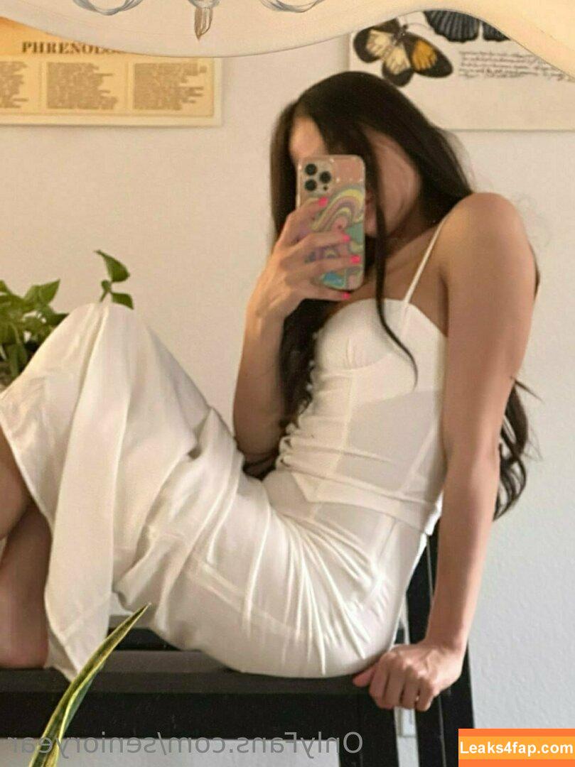 senioryear / Alexis / senioryearnetflix leaked photo photo #0399