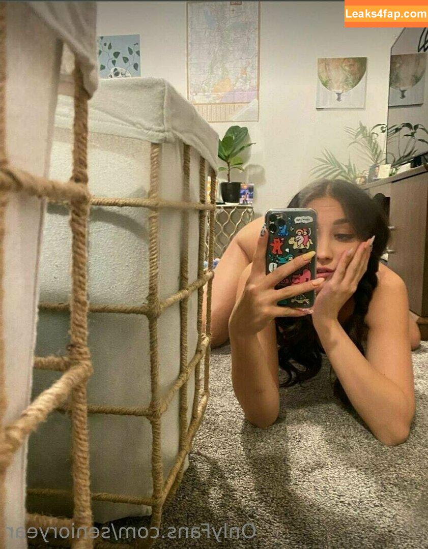 senioryear / Alexis / senioryearnetflix leaked photo photo #0457