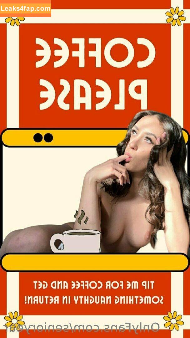 senioryear / Alexis / senioryearnetflix leaked photo photo #0459