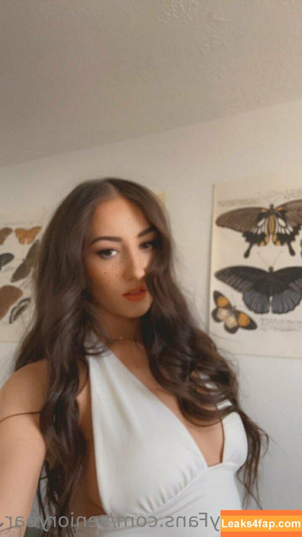 senioryear / Alexis / senioryearnetflix leaked photo photo #0537