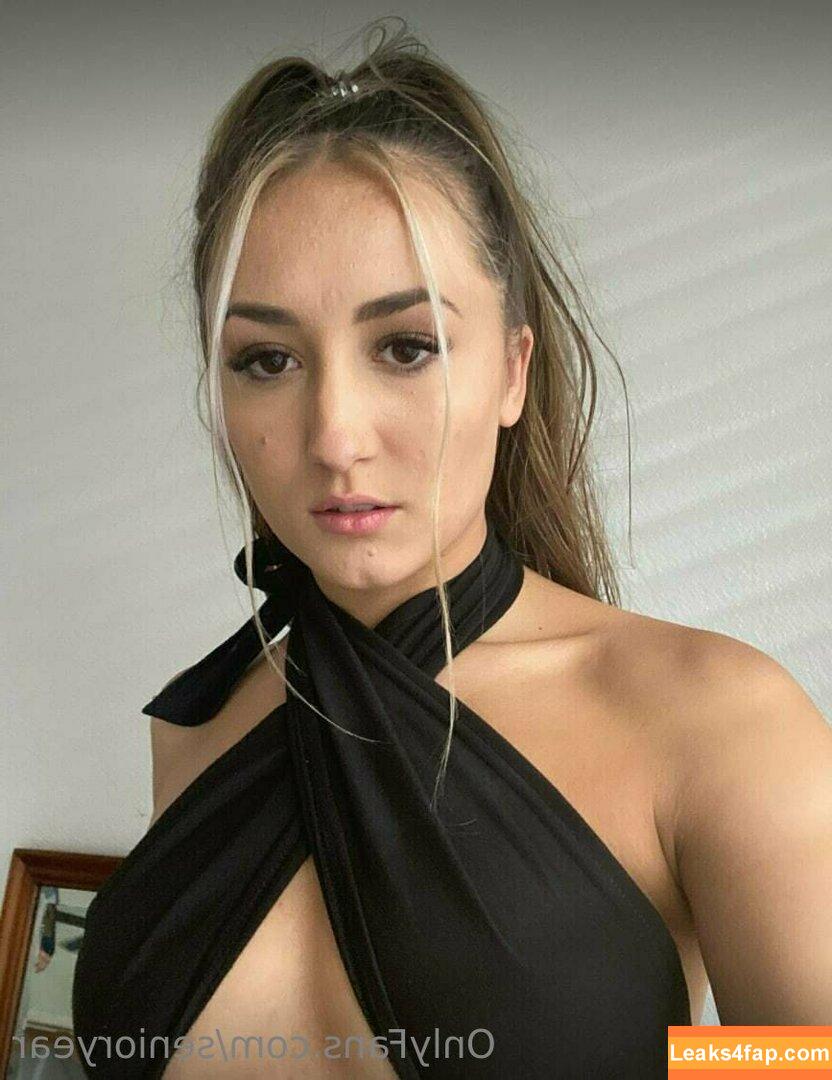 senioryear / Alexis / senioryearnetflix leaked photo photo #0556