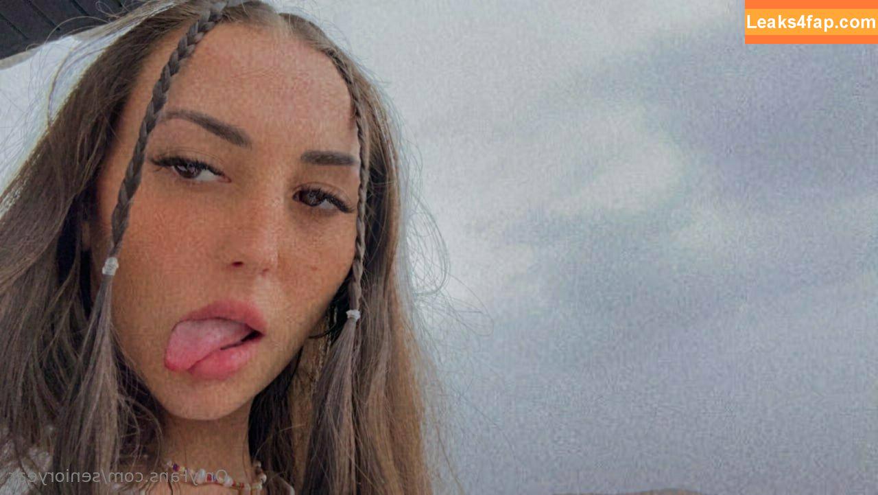 senioryear / Alexis / senioryearnetflix leaked photo photo #0656