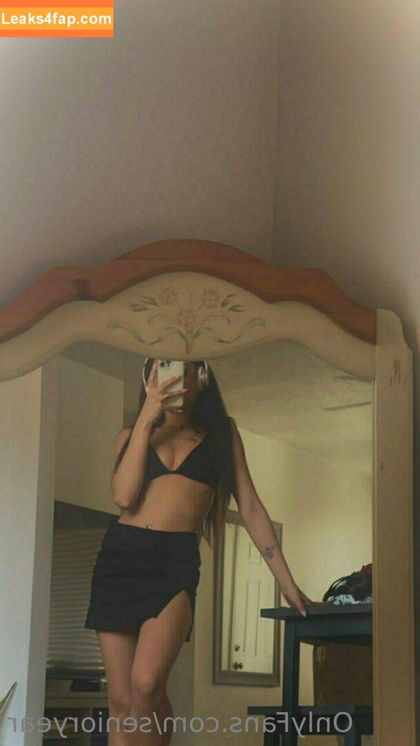 senioryear / Alexis / senioryearnetflix leaked photo photo #0681