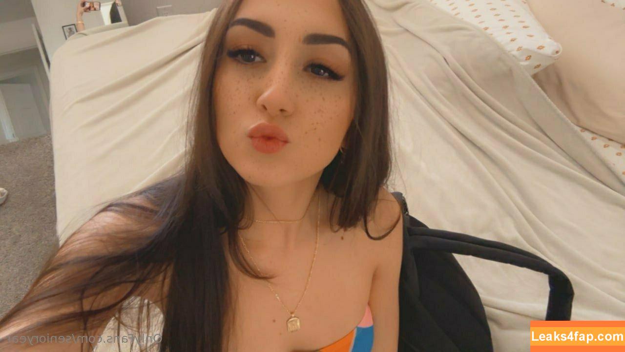 senioryear / Alexis / senioryearnetflix leaked photo photo #0714