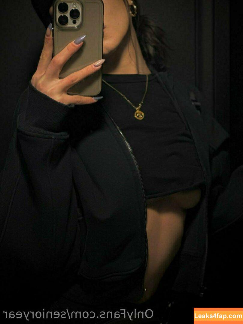 senioryear / Alexis / senioryearnetflix leaked photo photo #0743