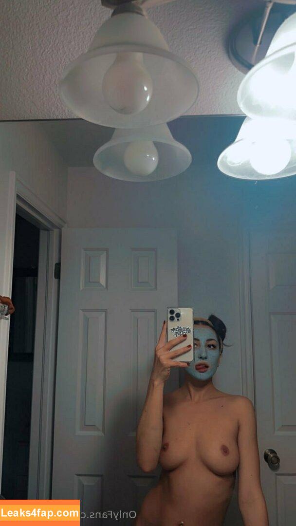 senioryear / Alexis / senioryearnetflix leaked photo photo #0745