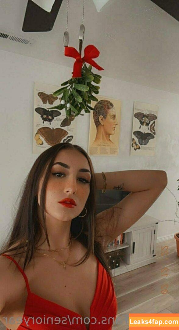 senioryear / Alexis / senioryearnetflix leaked photo photo #0757