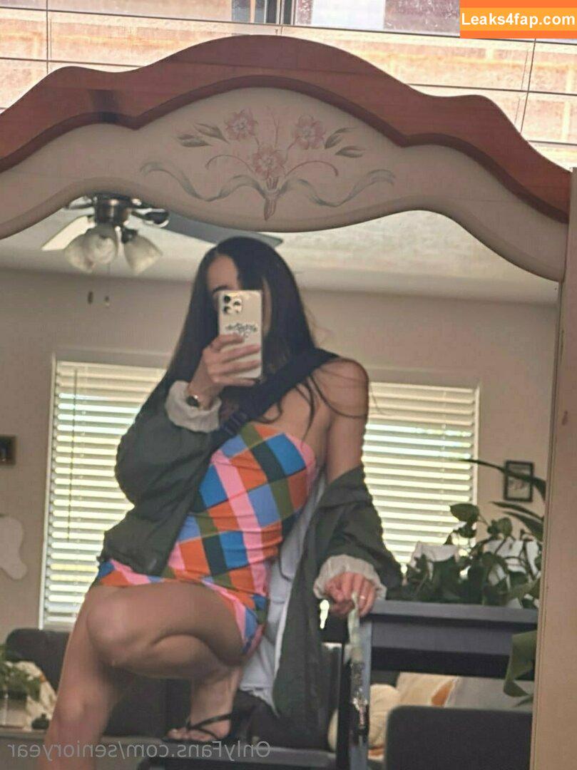 senioryear / Alexis / senioryearnetflix leaked photo photo #0787