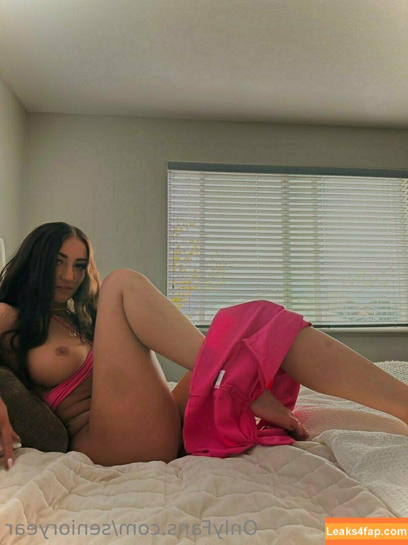 senioryear / Alexis / senioryearnetflix leaked photo photo #0816