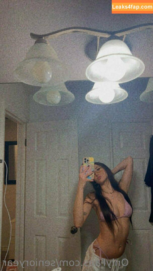 senioryear / Alexis / senioryearnetflix leaked photo photo #0886