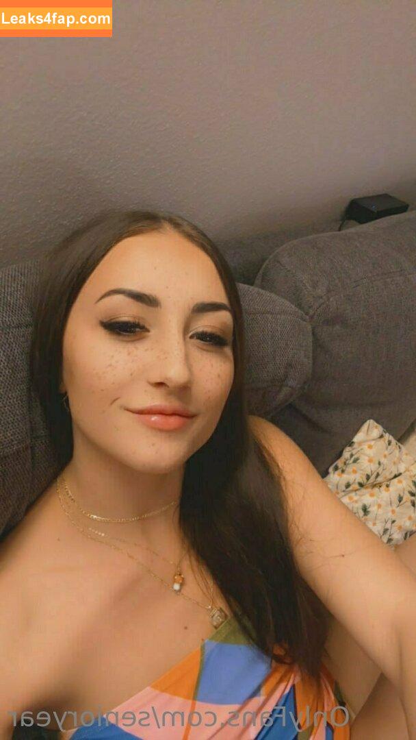 senioryear / Alexis / senioryearnetflix leaked photo photo #0887