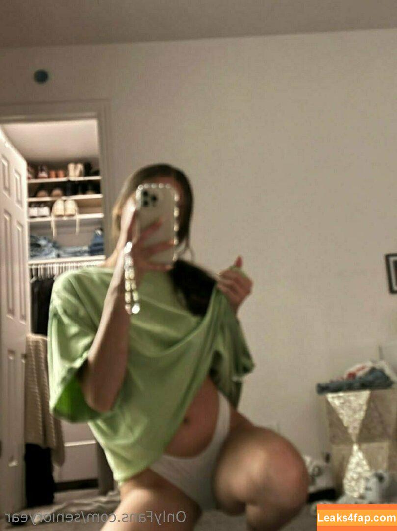 senioryear / Alexis / senioryearnetflix leaked photo photo #0919