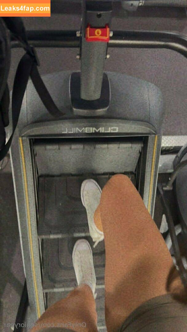 senioryear / Alexis / senioryearnetflix leaked photo photo #0922