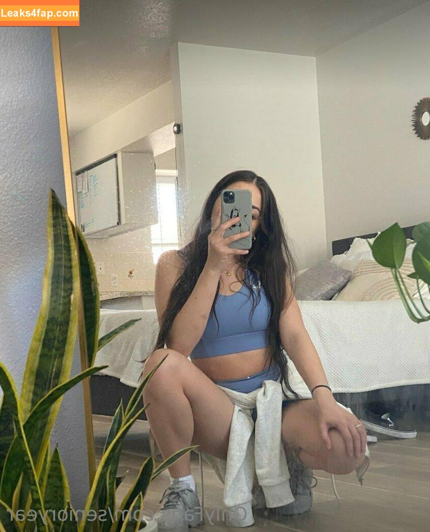 senioryear / Alexis / senioryearnetflix leaked photo photo #0956