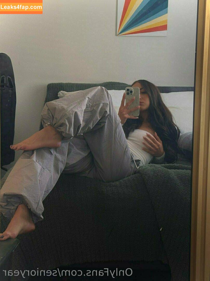 senioryear / Alexis / senioryearnetflix leaked photo photo #0994