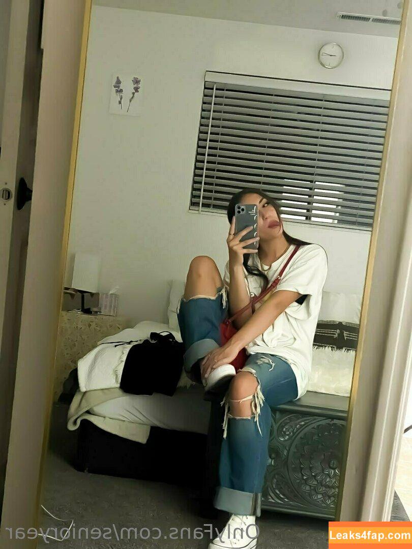 senioryear / Alexis / senioryearnetflix leaked photo photo #1013