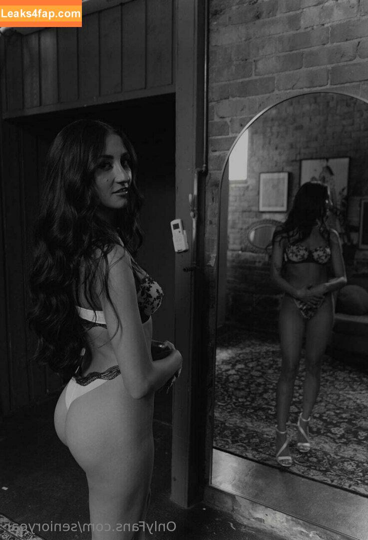 senioryear / Alexis / senioryearnetflix leaked photo photo #1142