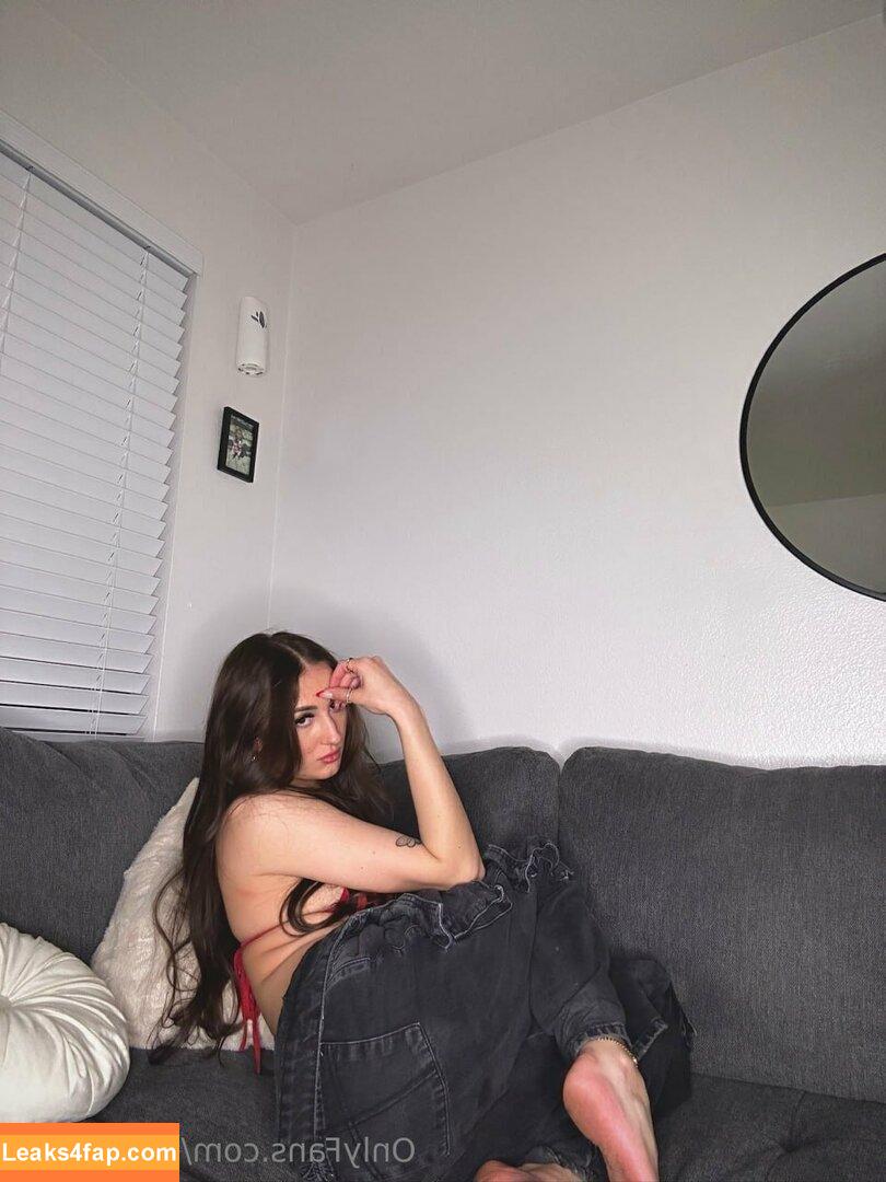 senioryear / Alexis / senioryearnetflix leaked photo photo #1398