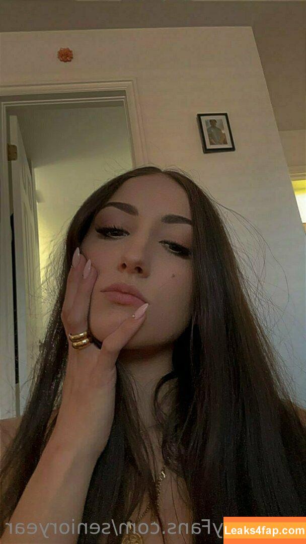 senioryear / Alexis / senioryearnetflix leaked photo photo #1434