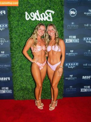 Senter Sisters фото #0012
