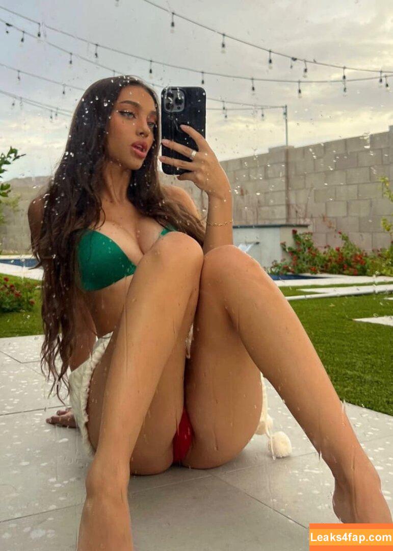 Senya Hardin /  leaked photo photo #0004