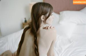 Sephira Lily Street photo #0081