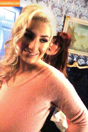 September Carrino фото #0233