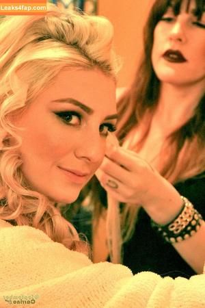 September Carrino фото #0690