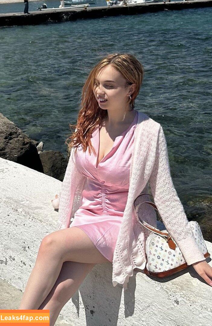 Serena Skybourne / serena.00 / serenaskybourne leaked photo photo #0051