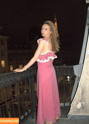 Serena Skybourne photo #0136