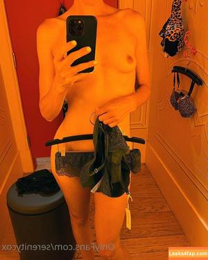 Serenity Cox photo #0086