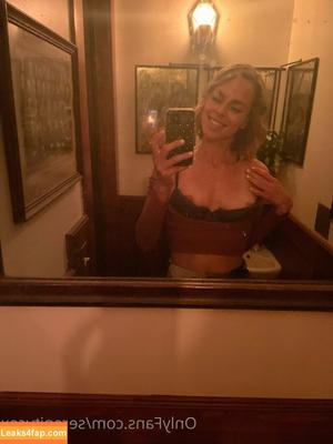 Serenity Cox photo #0149