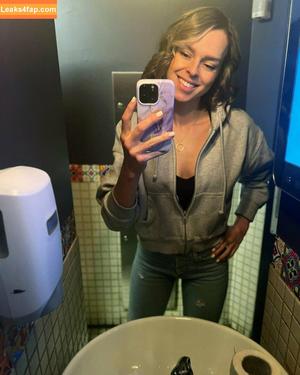 Serenity Cox photo #0419