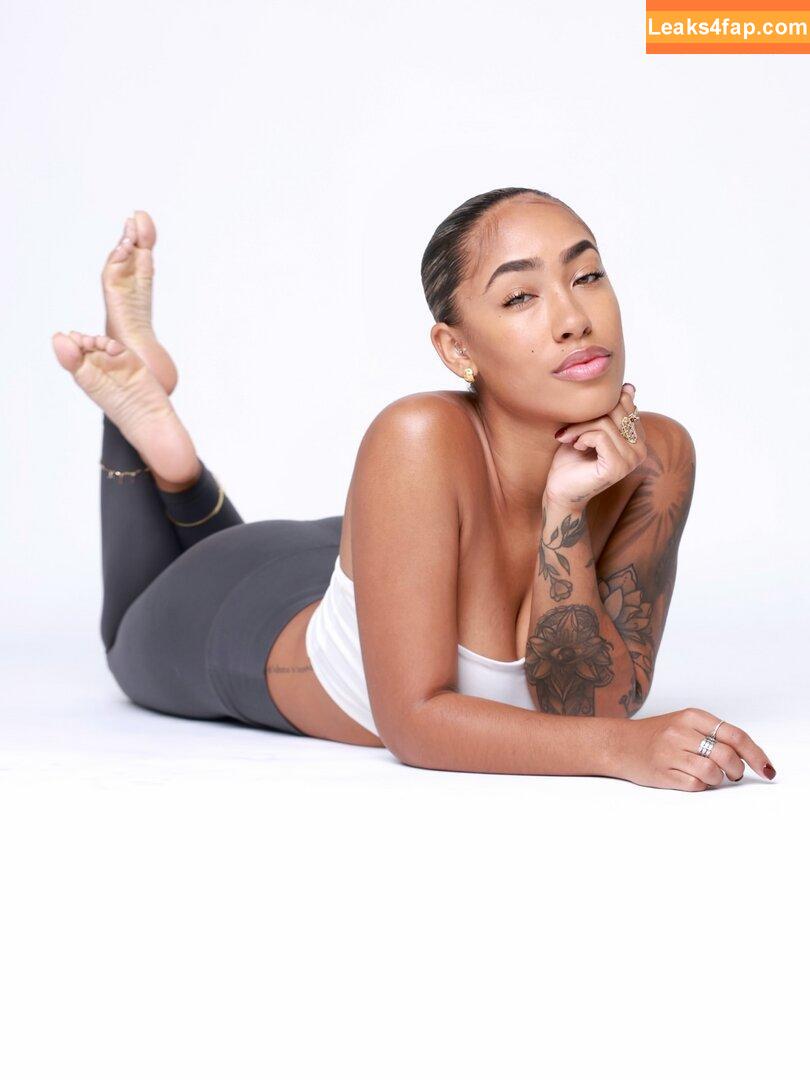 Serenity Grace / Nenee.xo / yoko1525 leaked photo photo #0016