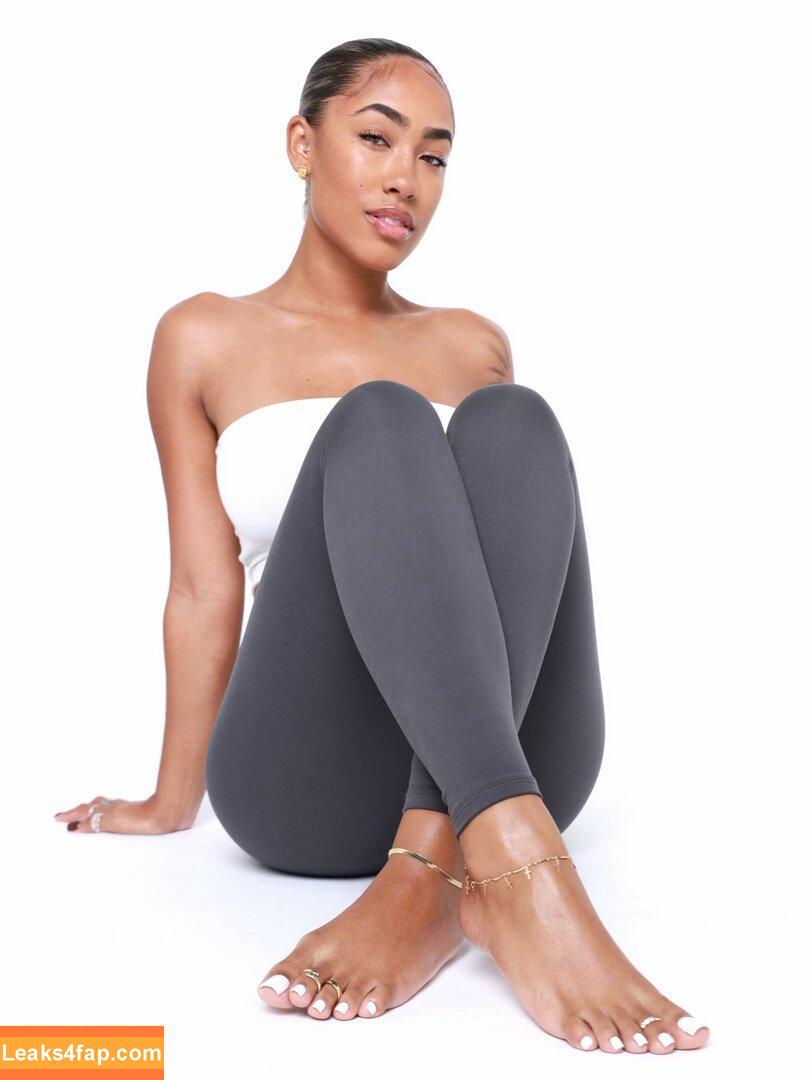 Serenity Grace / Nenee.xo / yoko1525 leaked photo photo #0017