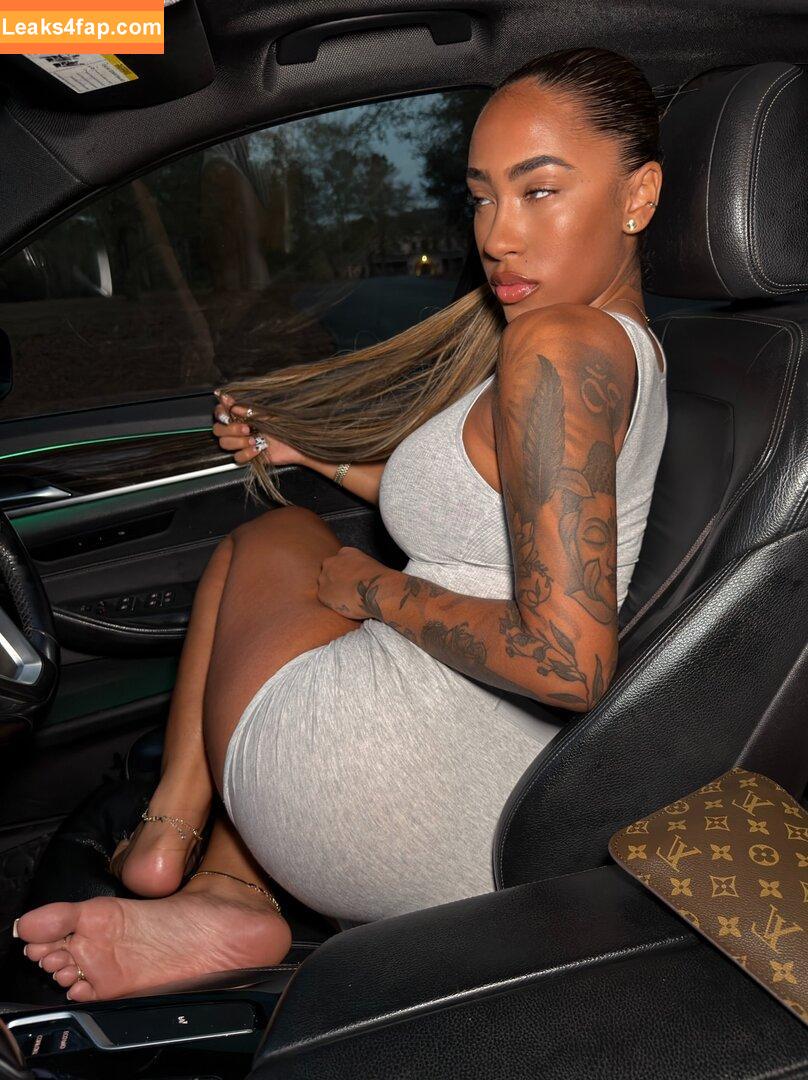 Serenity Grace / Nenee.xo / yoko1525 leaked photo photo #0022