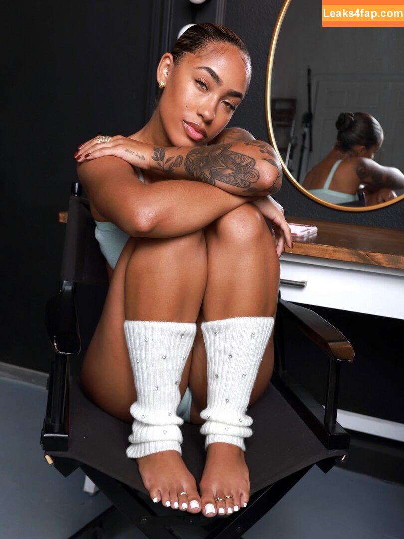 Serenity Grace / Nenee.xo / yoko1525 leaked photo photo #0025