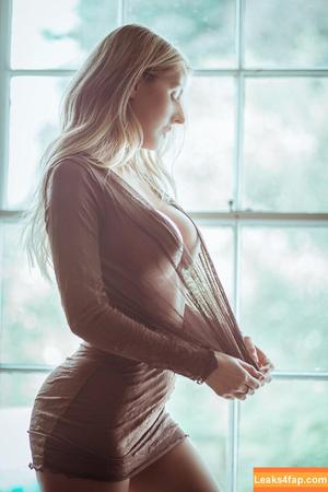 Serenitymodel photo #0135