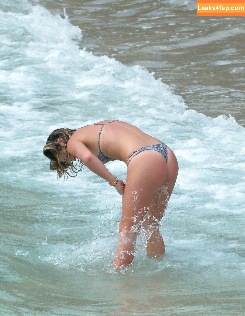 Serinda Swan / serindaswan leaked photo photo #0039