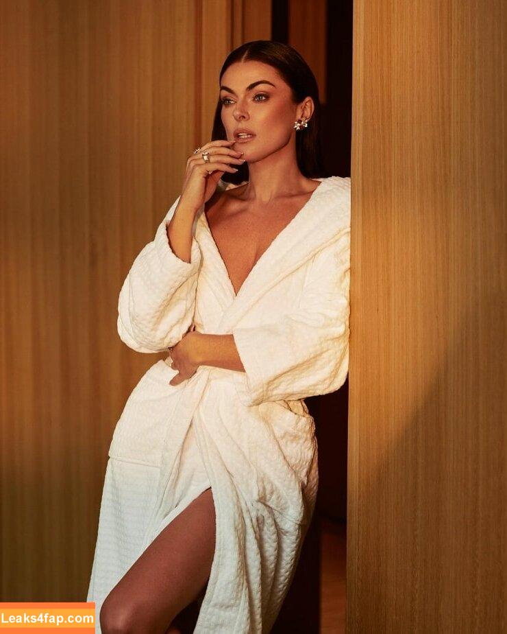 Serinda Swan / serindaswan leaked photo photo #0073