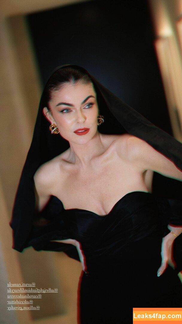 Serinda Swan / serindaswan leaked photo photo #0127