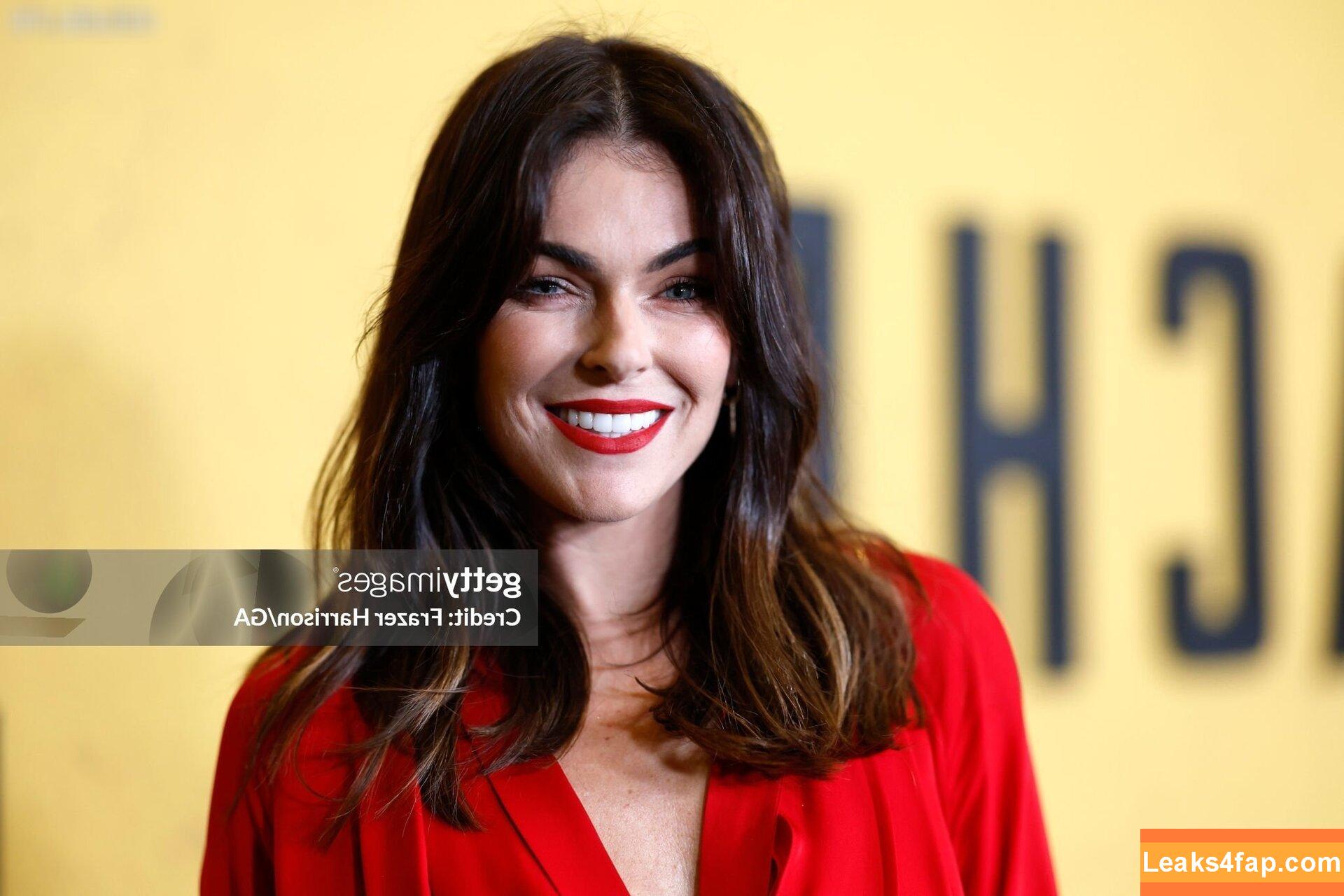 Serinda Swan / serindaswan leaked photo photo #0253